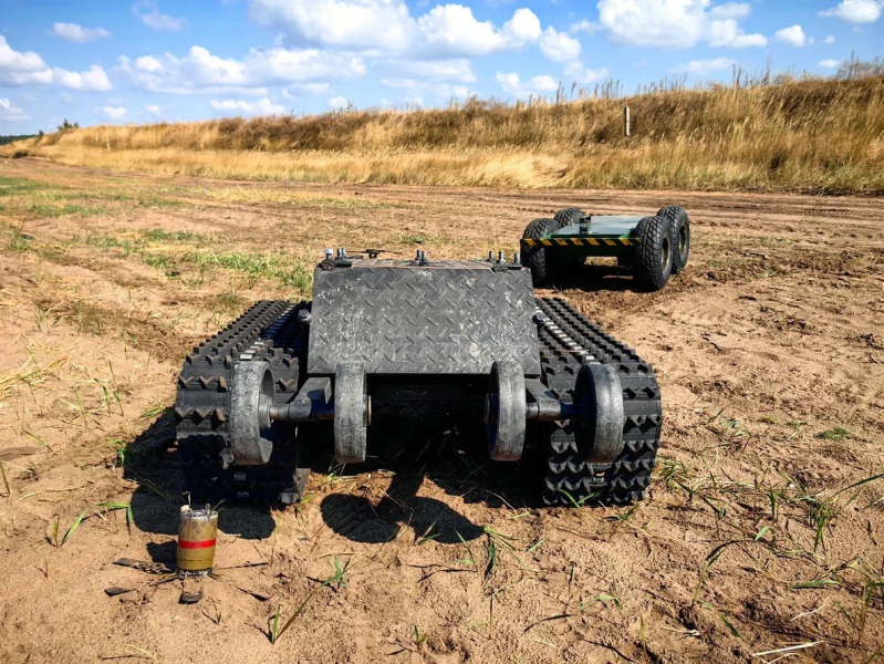 «Запрос с фронта очень высокий»: конструктор НПП «Герань» — о новых роботах для бойцов СВО