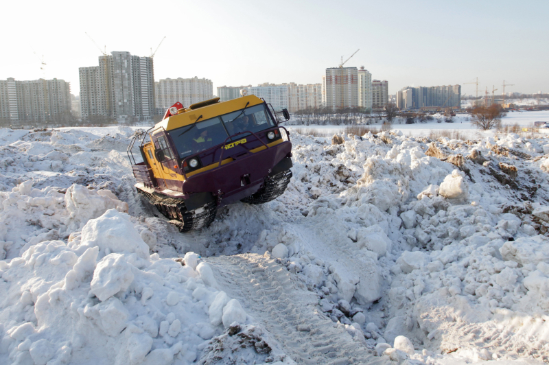 «Широкий спектр задач»: МЧС России получило новые вездеходы ТМ-140