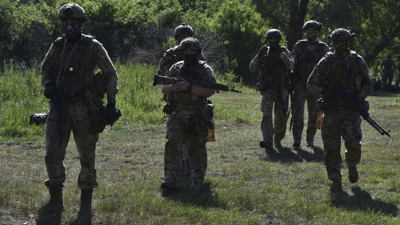 СМИ: военные ВСУ до нападения на Россию обучались городским боям в Британии