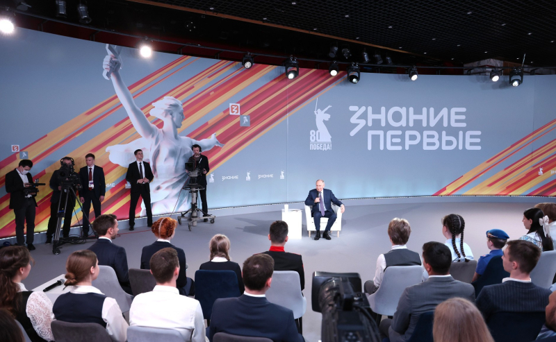 «Никто себя не жалел»: Путин назвал День Победы триумфом советского и российского народов