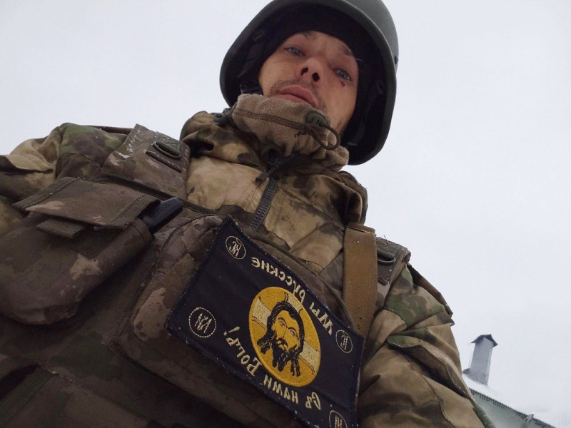 «Если прилетит в норку, спастись не сможешь»: как участник поискового отряда ушёл на СВО