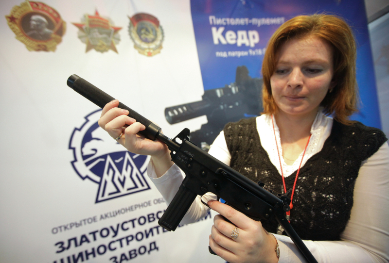 «Вереск», «Кедр», «Бизон», «Витязь»: как создавались и совершенствовались российские пистолеты-пулемёты